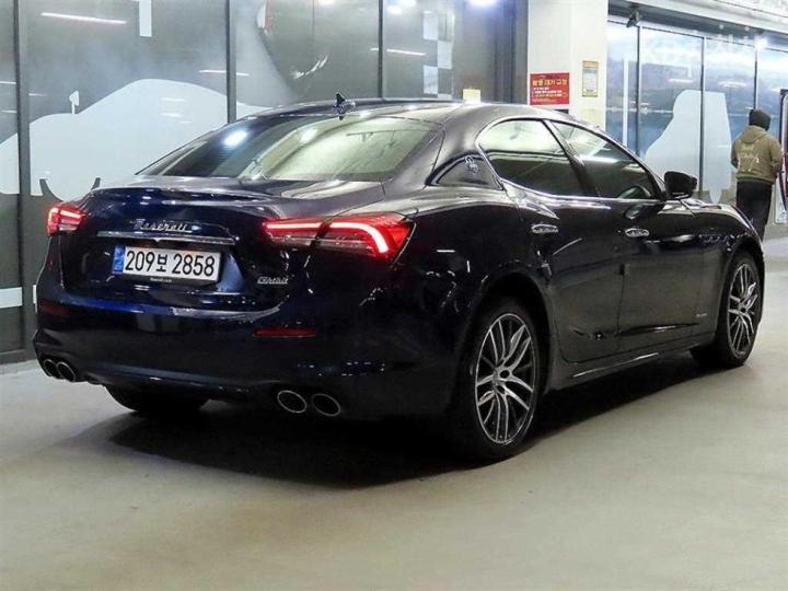 Maserati Ghibli — miniaturë 4