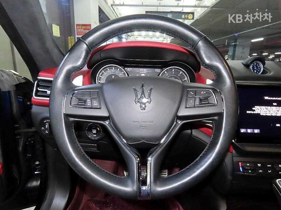 Maserati Ghibli — miniaturë 8