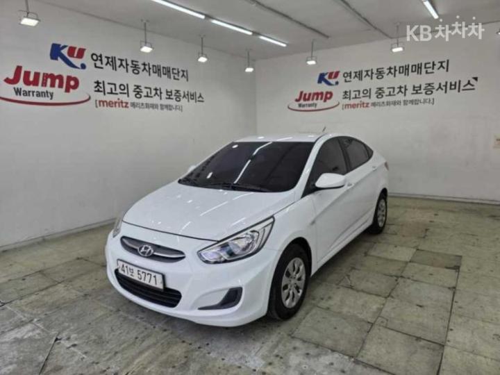 Hyundai Accent 1.4 vvt  smart — foto 1