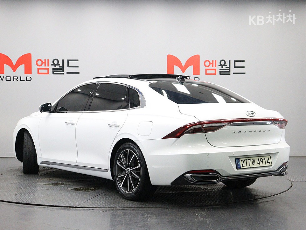 Hyundai Grandeur EXCLUSIVE — фото 3
