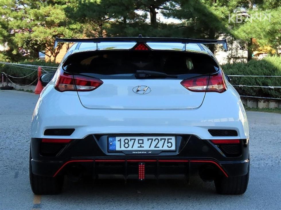 Hyundai Veloster — фото 4