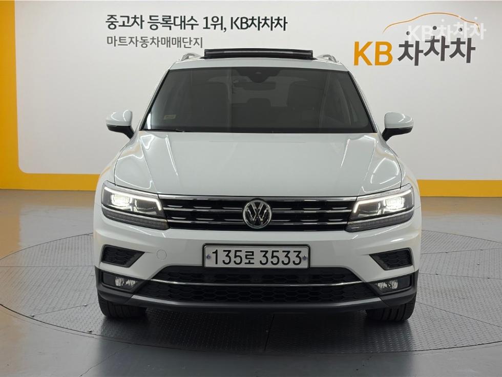 Volkswagen Tiguan Prestige — фото 2