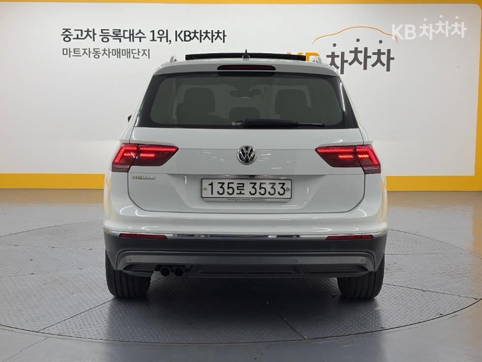 Volkswagen Tiguan Prestige — фото 3