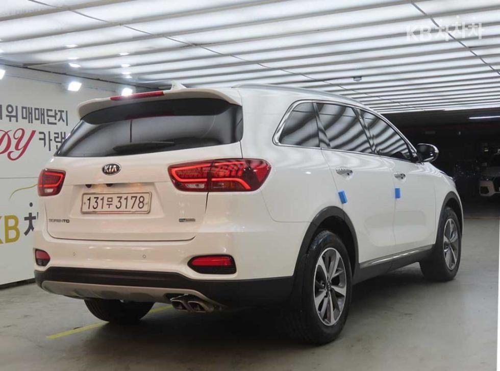 Kia Sorento PRESTIGE — фото 4