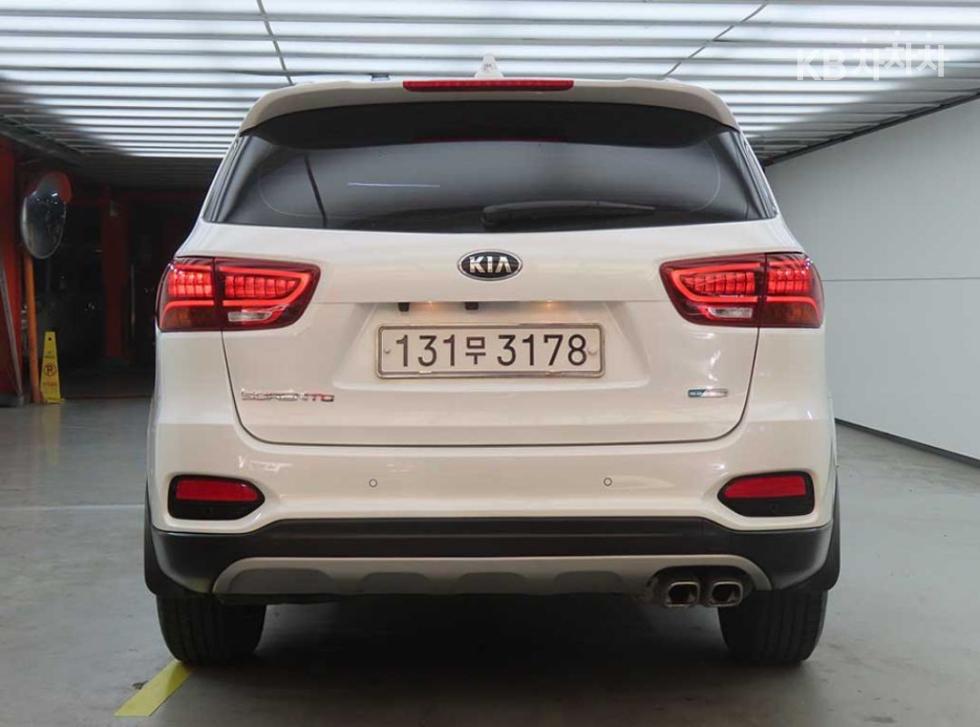 Kia Sorento PRESTIGE — фото 3