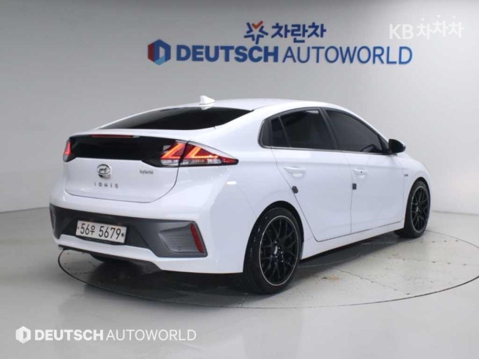 Hyundai IONIQ — фото 2