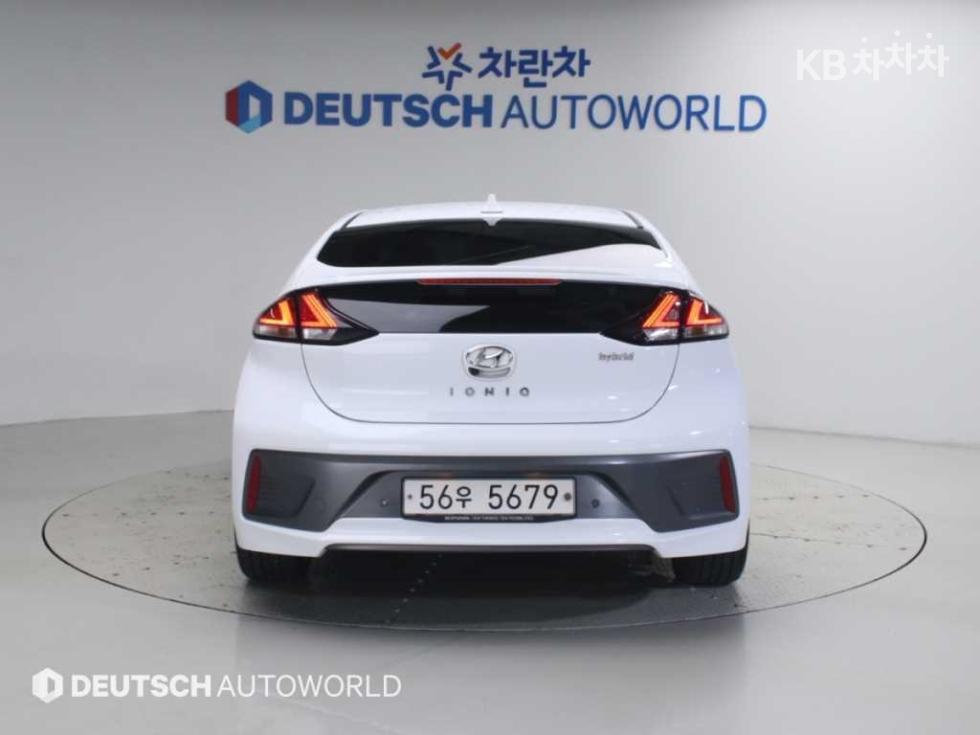 Hyundai IONIQ — фото 4