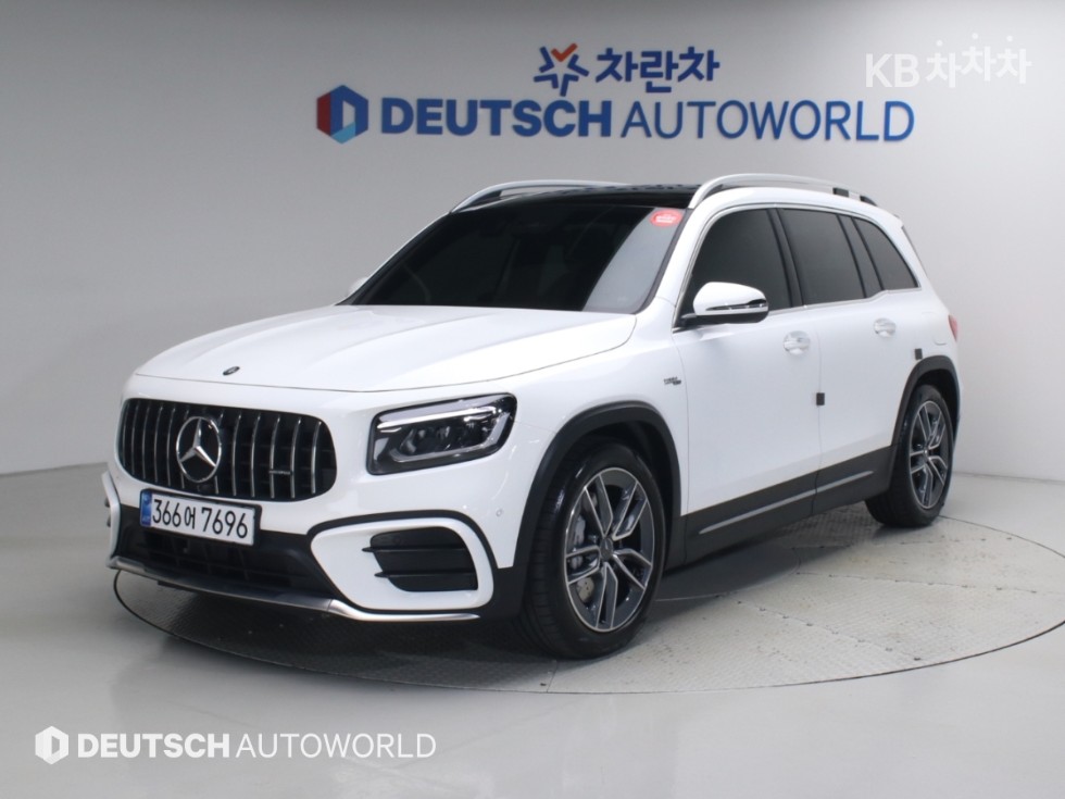 Mercedes-Benz GLB-Class — фото 1