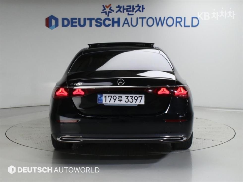 Mercedes-Benz E-Class Avantgrade — фото 4