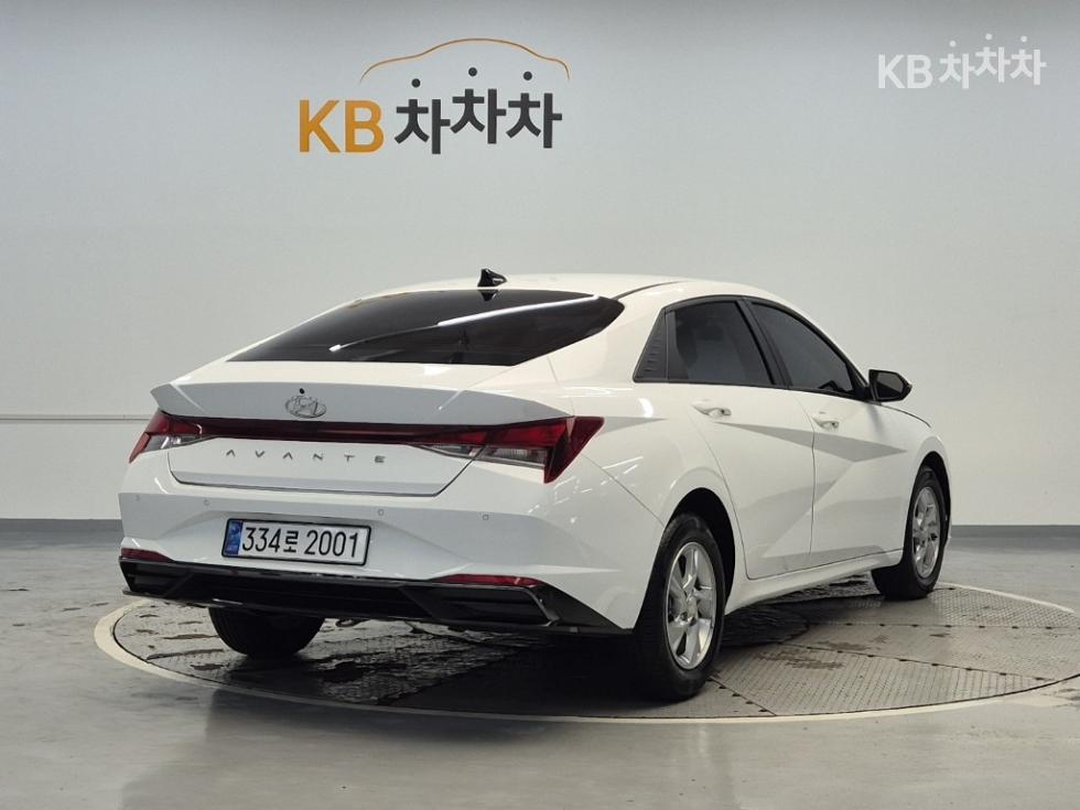 Hyundai Avante Smart — фото 3