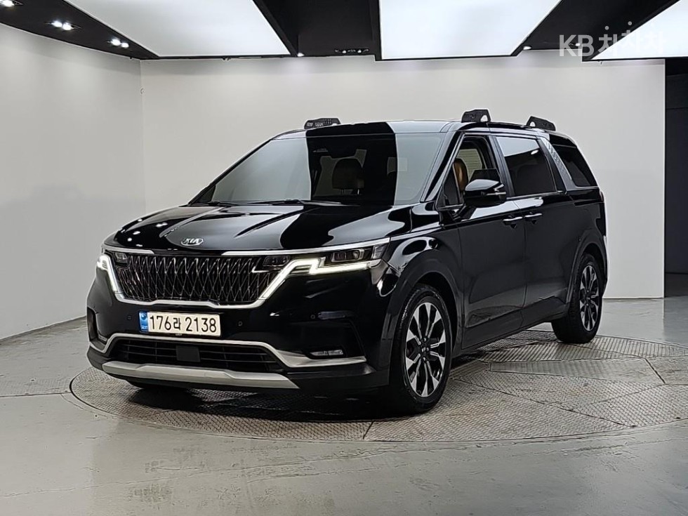 Kia Carnival PRESTIGE — фото 1