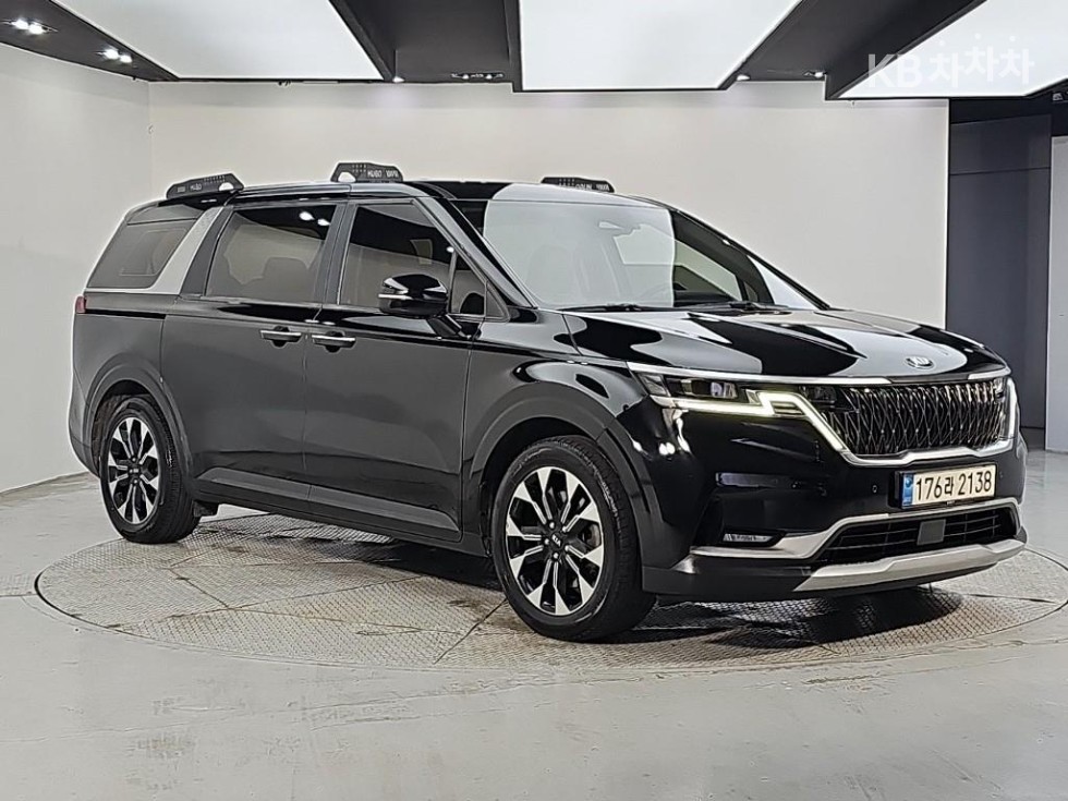 Kia Carnival PRESTIGE — фото 2
