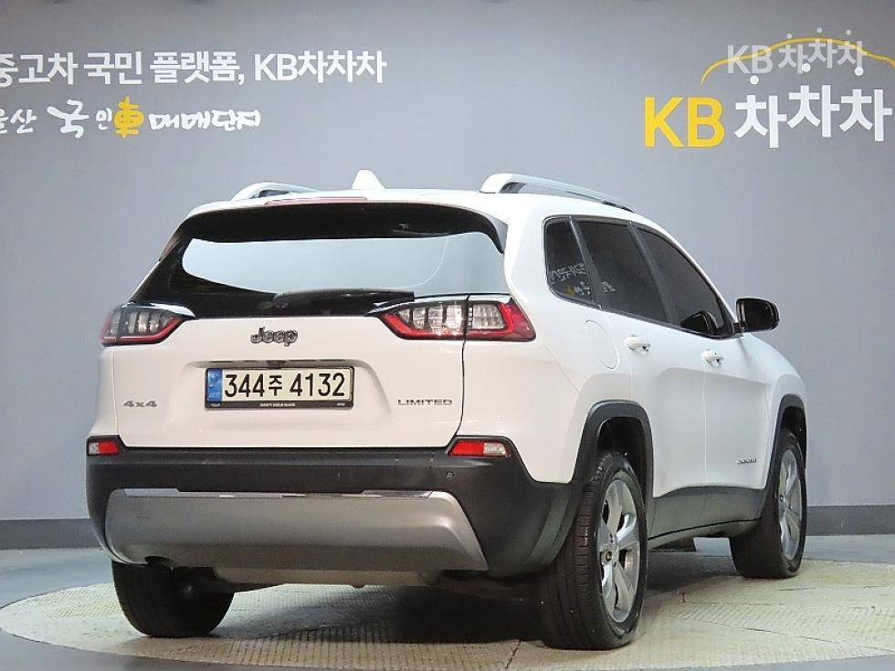 Jeep Cherokee Limited — фото 2