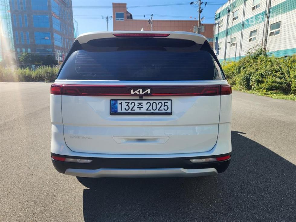 Kia Carnival PRESTIGE — фото 3