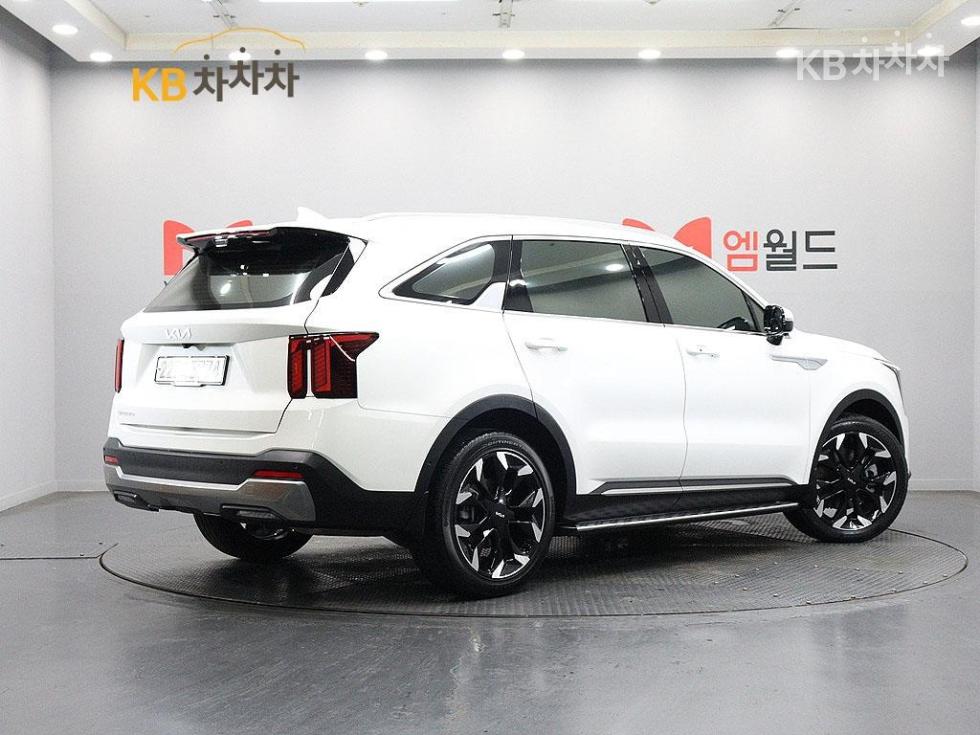 Kia Sorento SIGNATURE — фото 3