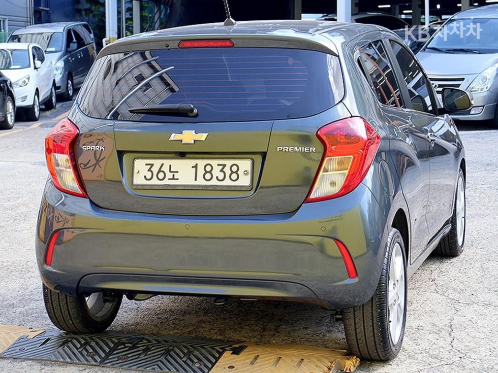 GM Korea Chevrolet Spark BASE MODEL — фото 4