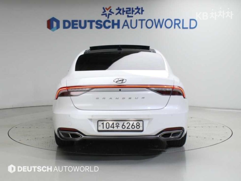 Hyundai Grandeur CALLIGRAPHY — фото 4