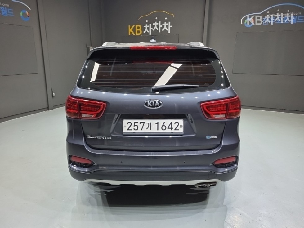 Kia Sorento PRESTIGE — фото 3
