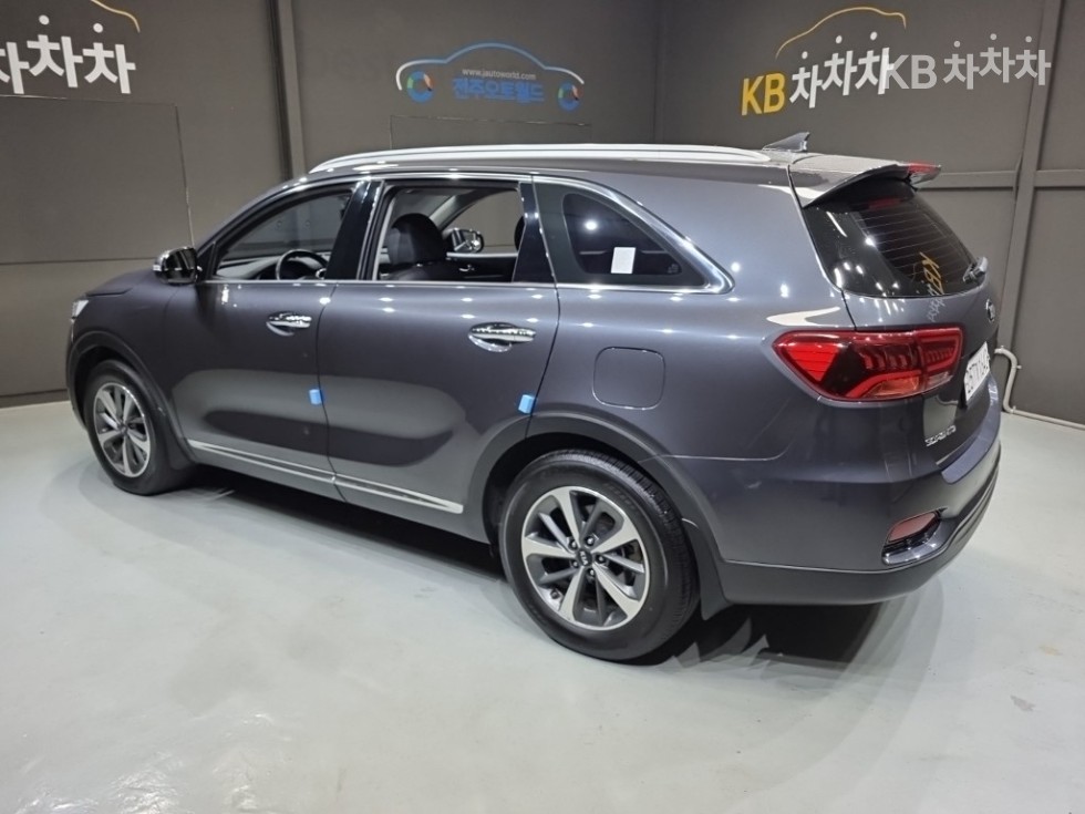 Kia Sorento PRESTIGE — фото 4