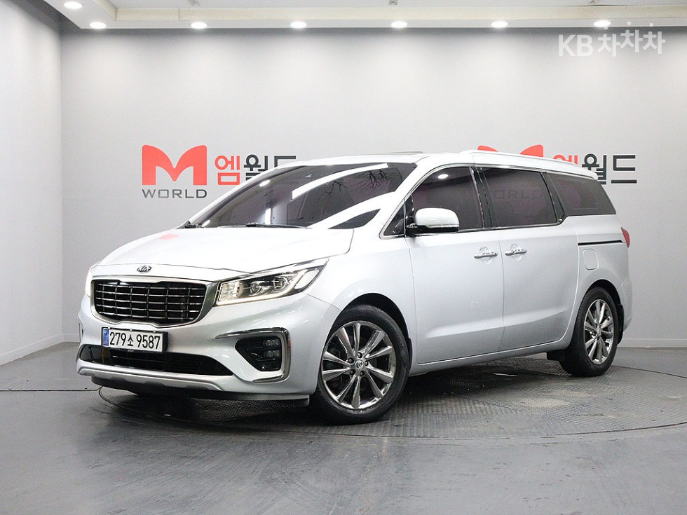 Kia Carnival PRESTIGE — фото 1