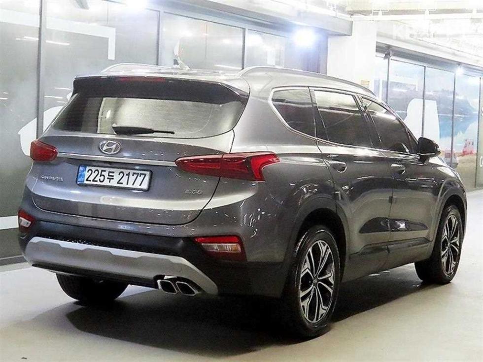 Hyundai Santa Fe EXCLUSIVE — фото 4