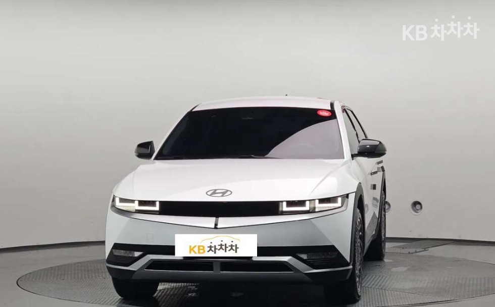 Hyundai IONIQ 5 EXCLUSIVE — фото 3
