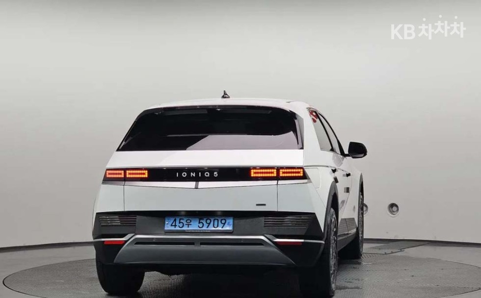 Hyundai IONIQ 5 EXCLUSIVE — фото 4