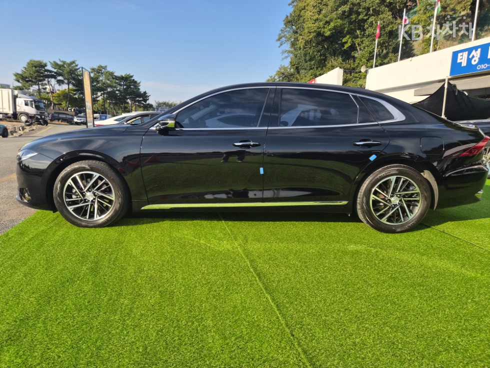 Hyundai Grandeur Premium — фото 3
