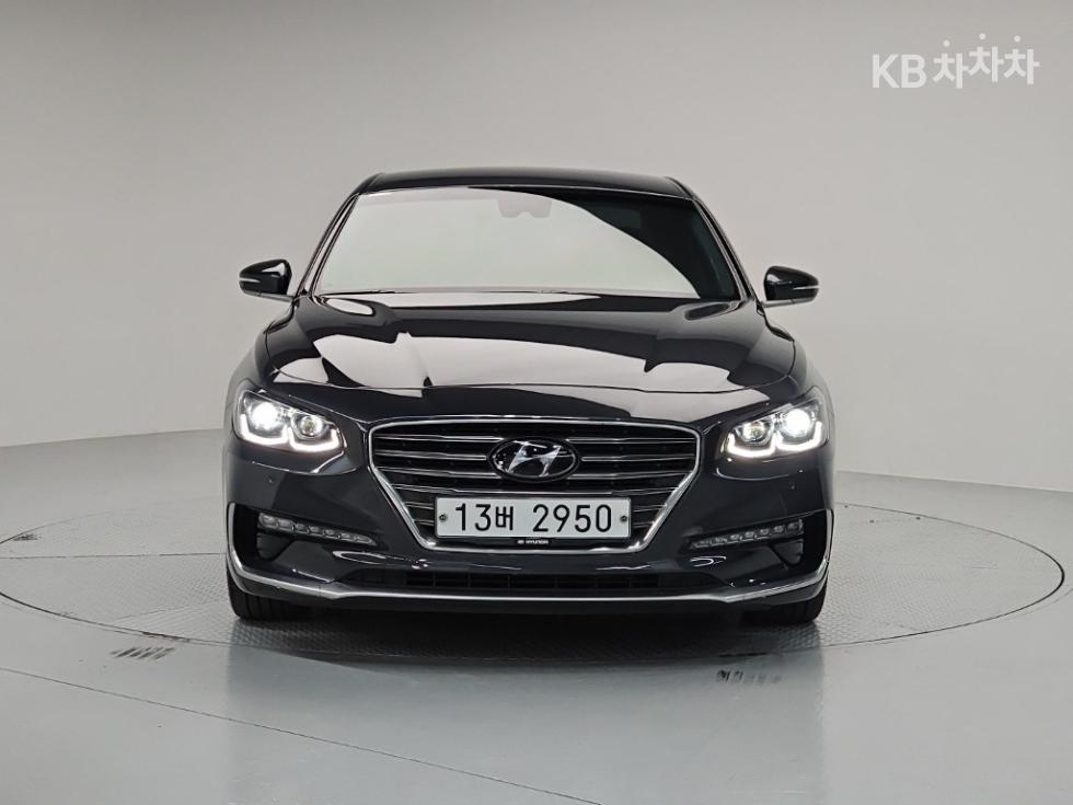 Hyundai Grandeur BASE MODEL — фото 2