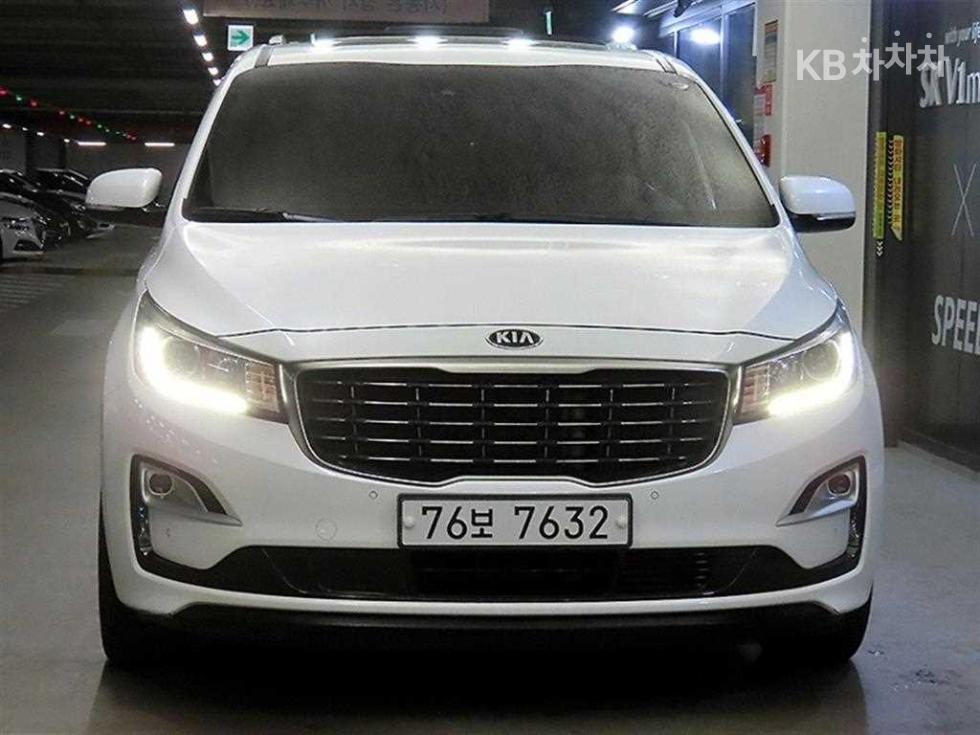 Kia Carnival PRESTIGE — фото 2