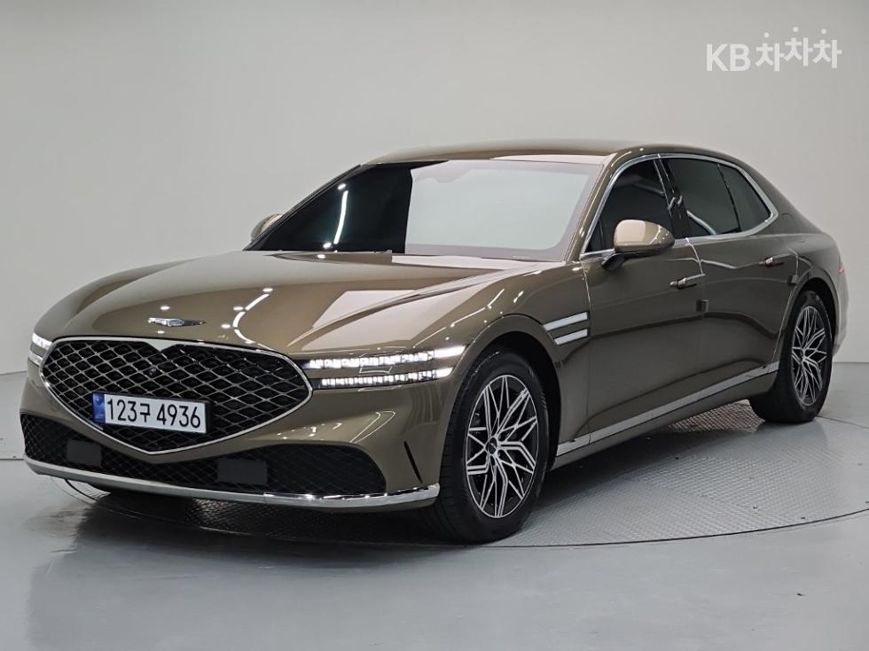 Genesis G90 BASE MODEL — фото 1