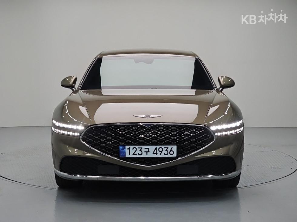 Genesis G90 BASE MODEL — фото 2