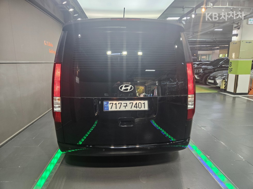 Hyundai Staria — фото 3