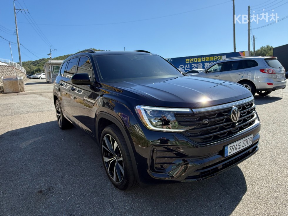 Volkswagen Atlas BASE MODEL — фото 4