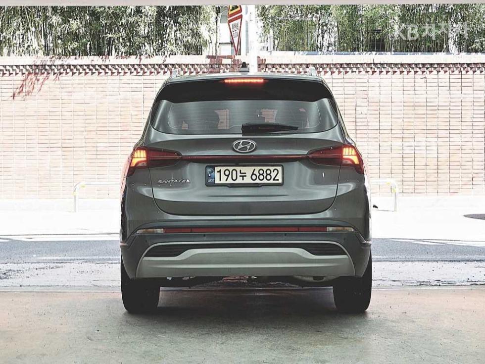 Hyundai Santa Fe PRESTIGE — фото 4