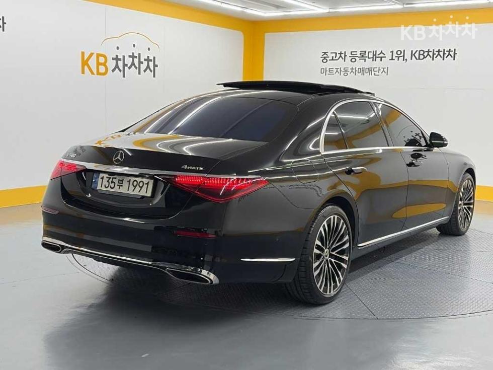 Mercedes-Benz S-Class BASE MODEL — фото 4