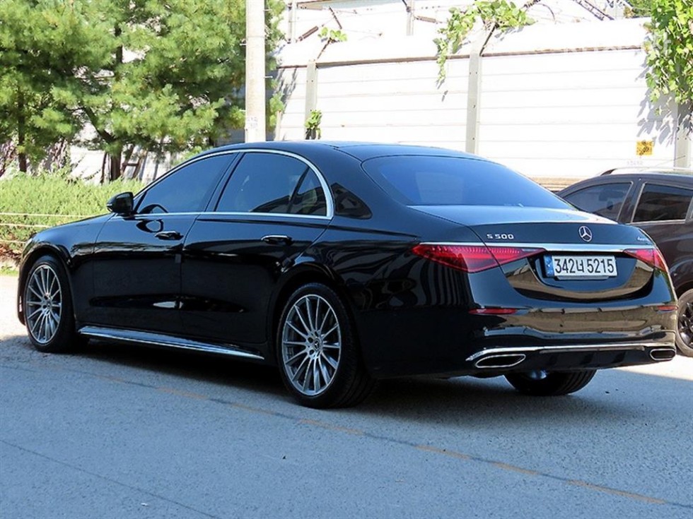 Mercedes-Benz S-Class BASE MODEL — фото 3