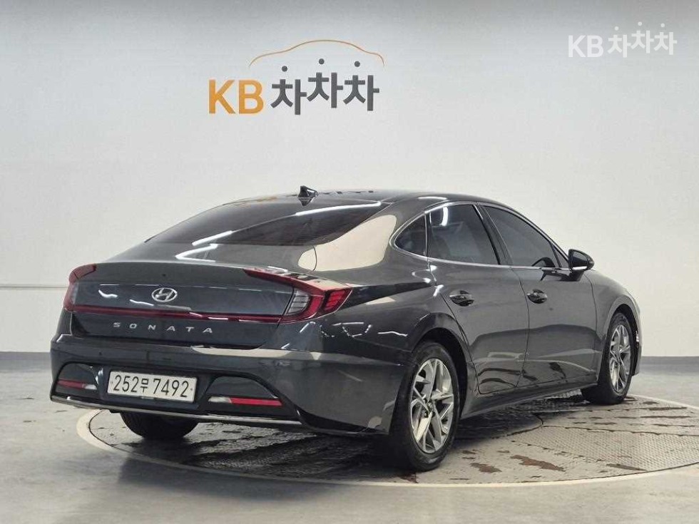 Hyundai Sonata Premium — фото 3