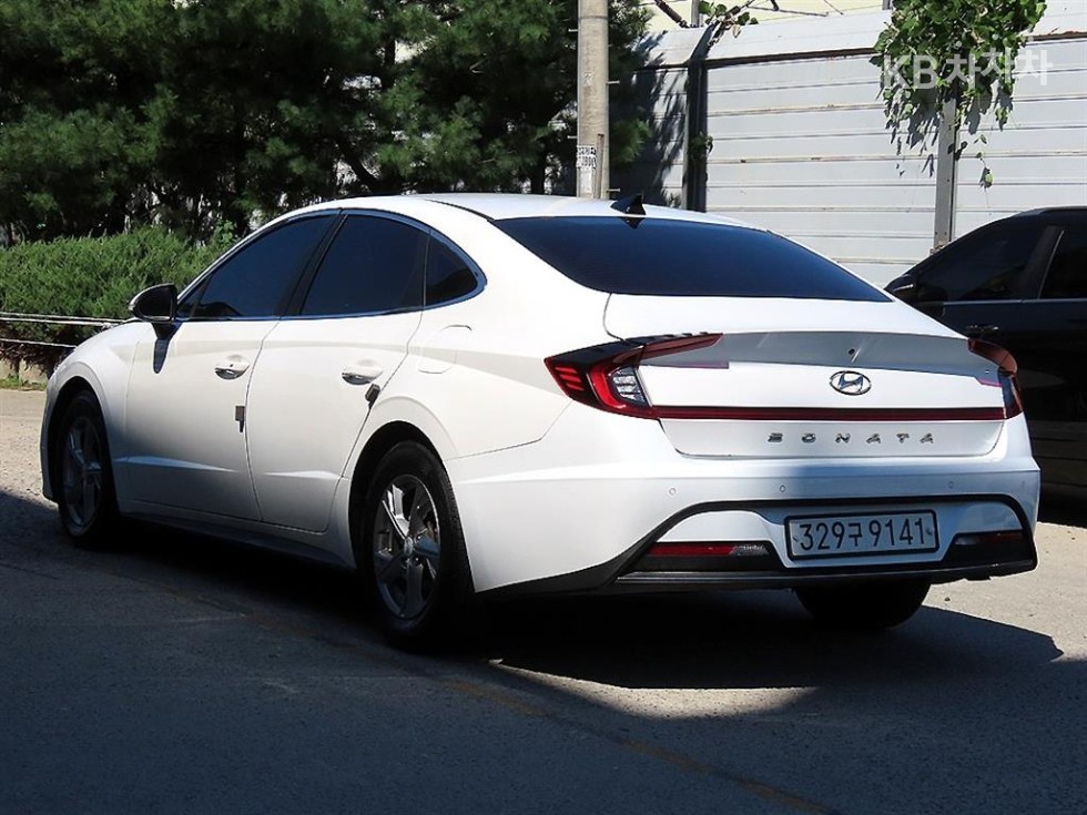Hyundai Sonata Smart — фото 3