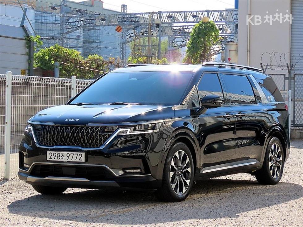 Kia Carnival SIGNATURE — фото 2