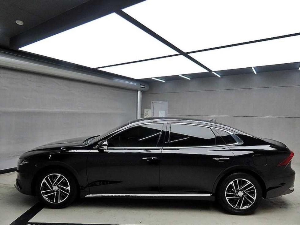 Hyundai Grandeur Premium Choice — фото 4