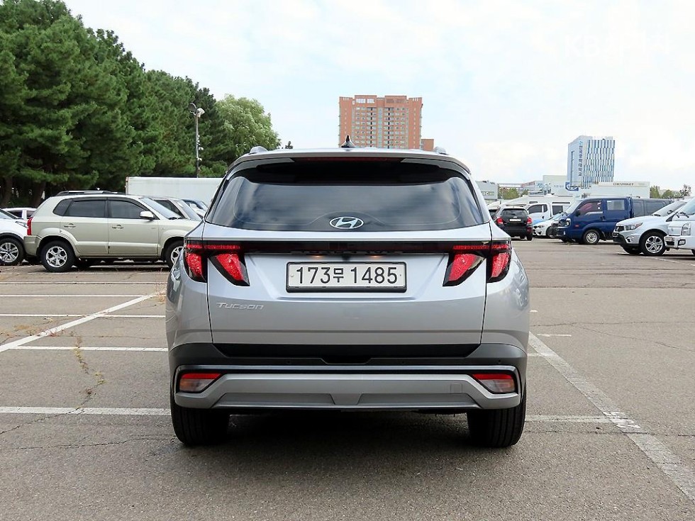 Hyundai Premium — фото 3
