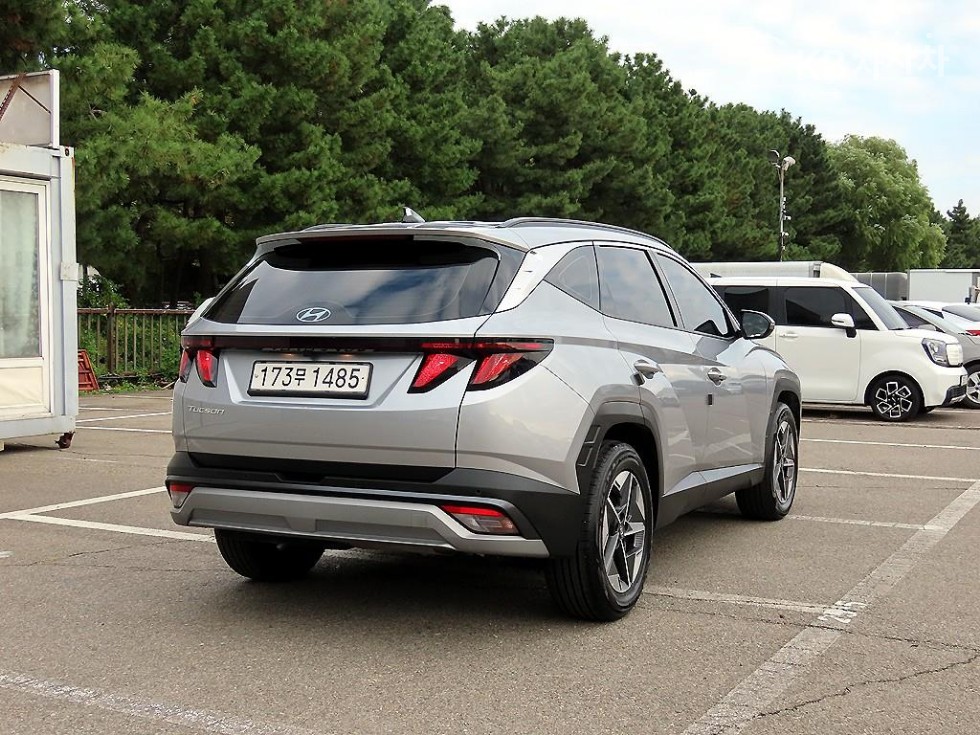 Hyundai Premium — фото 4