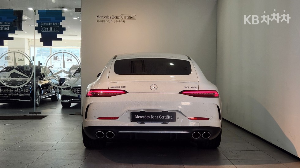 Mercedes-Benz AMG GT BASE MODEL — фото 4