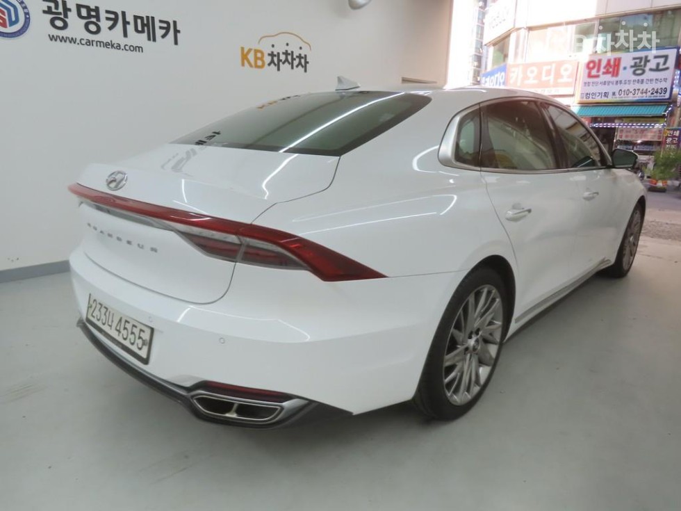 Hyundai Grandeur CALLIGRAPHY — фото 4