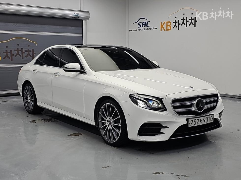 Mercedes-Benz E-Class AMG Line — фото 4