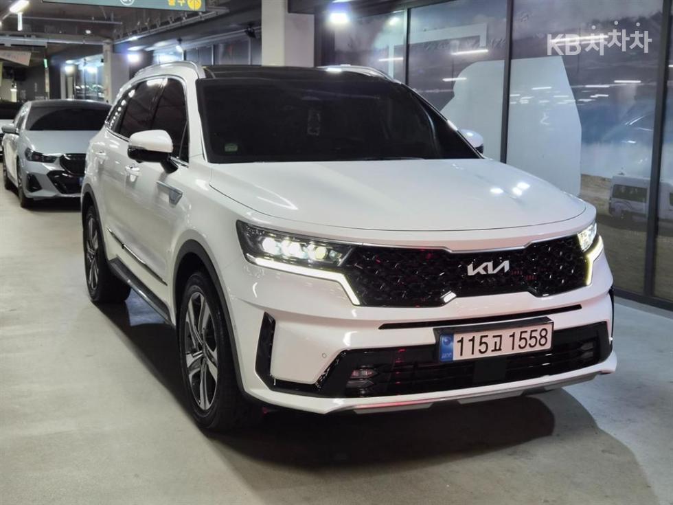 Kia Sorento SIGNATURE — фото 1