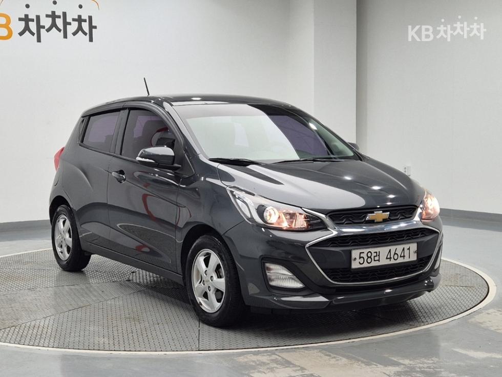 GM Korea Chevrolet Spark BASE MODEL — фото 4