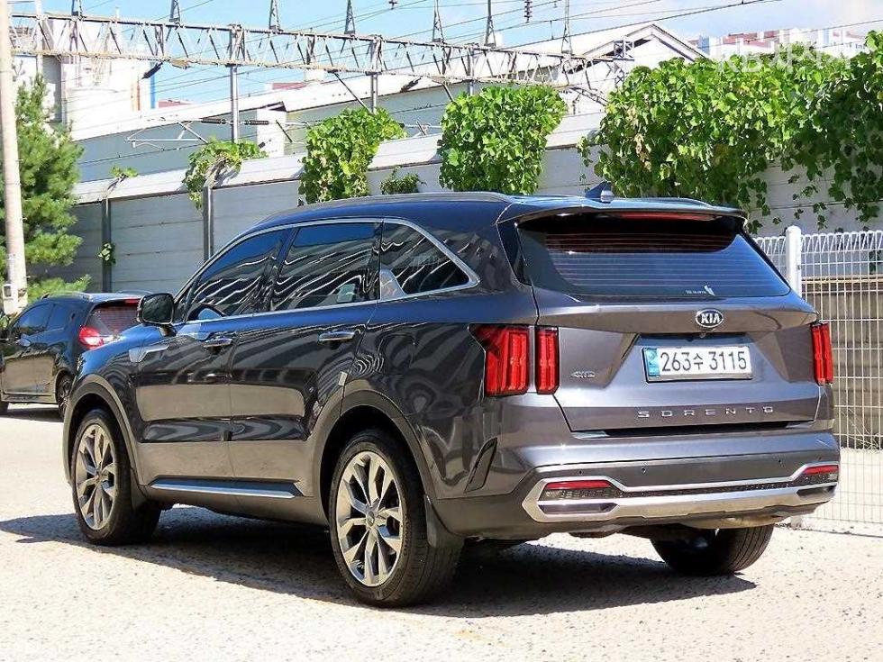 Kia Sorento SIGNATURE — фото 3