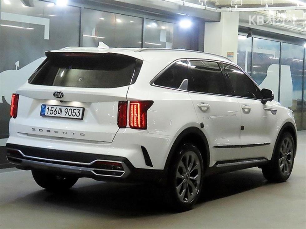 Kia Sorento SIGNATURE — фото 4